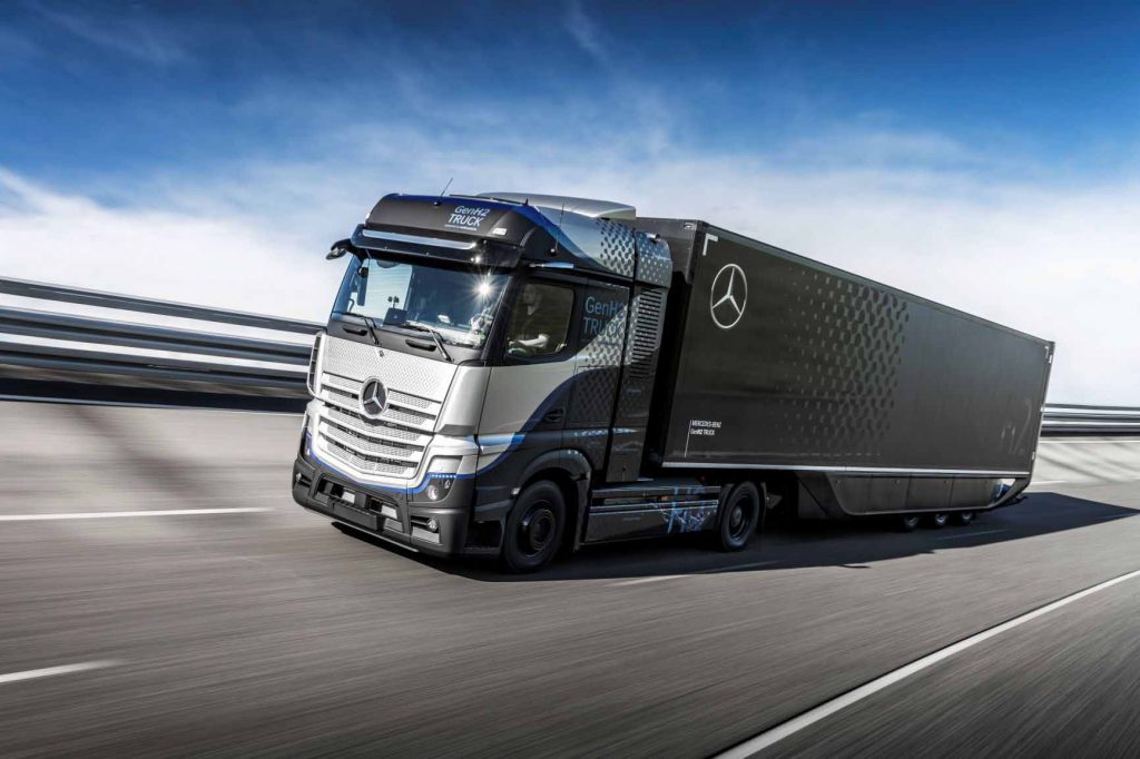 Daimler Trucks zahajuje intenzivní testy svého nákladního automobilu s palivovými články