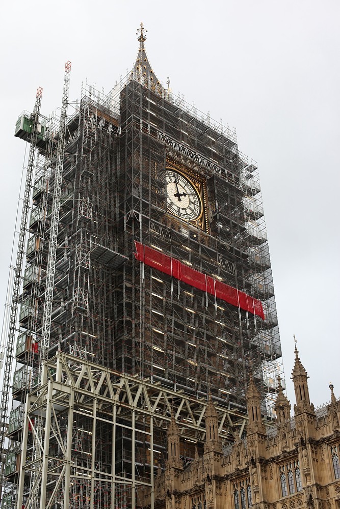 Londýnský Big Ben je konečně opraven. Lešení použité při rekonstrukci mělo českou stopu