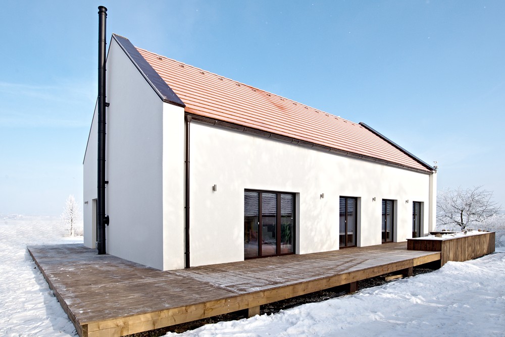 Dřevostavby jsou trendem moderního bydlení u nás. Nízkoenergetické domy se inspirují zejména ve Skandinávii