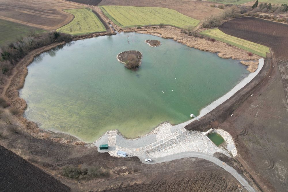 Povodí Moravy dokončilo obnovu vodní nádrže Skalice